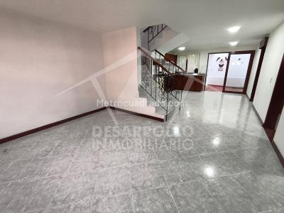 Casa de 5 alcobas en venta en San Antonio De Pereira, Rionegro, 145 m² · foto 2 de 16