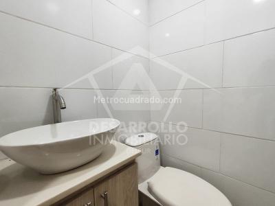 Apartamento de 3 alcobas en arriendo en Mesa, Envigado, 110 m² · foto 12 de 16