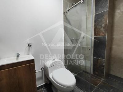 Apartaestudio en arriendo en El Dorado, Envigado, 20 m² · foto 3 de 4