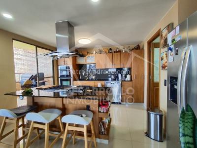 Apartamento de 3 alcobas en venta en Aves Marias, Sabaneta, 199 m² · foto 2 de 20