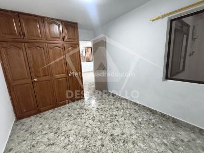 Apartamento en arriendo en Prados De Sabaneta, Sabaneta · foto 2 de 7