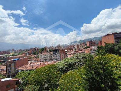 Apartamento de 2 alcobas en arriendo en Laureles, Medellín, 53 m² · foto 7 de 7