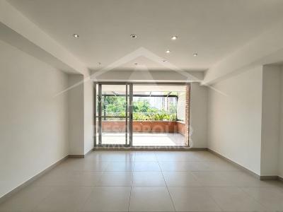 Apartamento de 3 alcobas en arriendo en Maria Auxiliadora, Sabaneta, 85 m² · foto 3 de 10