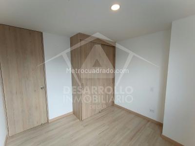 Apartamento de 3 alcobas en arriendo en Santa Fé, Medellín, 83 m² · foto 3 de 16