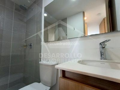 Apartamento de 3 alcobas en arriendo en Santa Fé, Medellín, 83 m² · foto 11 de 16