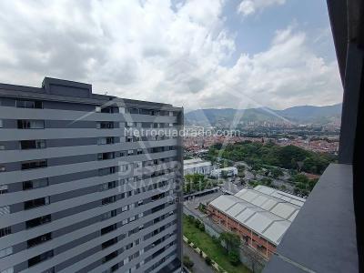 Apartamento de 3 alcobas en arriendo en Santa Fé, Medellín, 83 m² · foto 15 de 16
