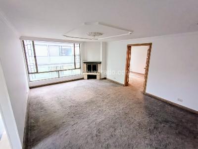 Apartamento de 3 alcobas en venta en Santa Barbara Occidental, Bogotá, 180 m² · foto 3 de 20