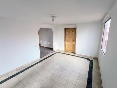 Apartamento de 3 alcobas en venta en Santa Barbara Occidental, Bogotá, 180 m² · foto 7 de 20