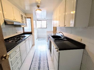 Apartamento de 3 alcobas en venta en Santa Barbara Occidental, Bogotá, 180 m² · foto 8 de 20