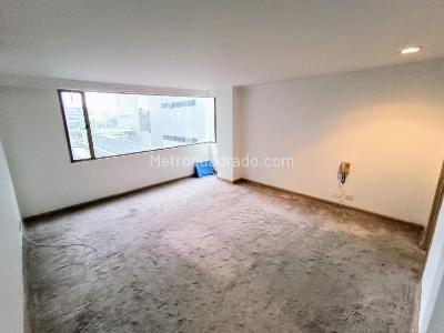 Apartamento de 3 alcobas en venta en Santa Barbara Occidental, Bogotá, 180 m² · foto 14 de 20