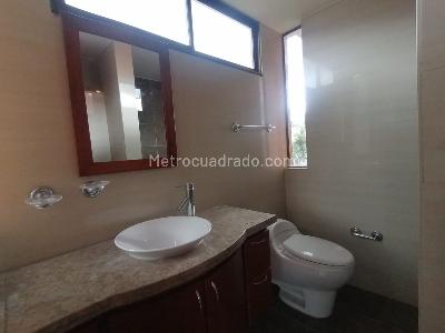 Casa de 4 alcobas en venta en Santa Bibiana Iii, Chía, 220 m² · foto 18 de 20