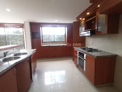 Casa de 4 alcobas en venta en Santa Bibiana Iii, Chía, 220 m² · foto 7 de 20