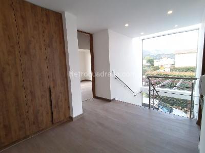 Casa de 3 alcobas en venta en Condominio Santa Anita, Cajicá, 206 m² · foto 11 de 18