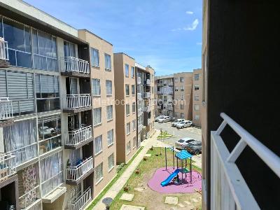 Apartamento de 3 alcobas en venta en Cr Los Cedros, Zipaquirá, 67 m² · foto 8 de 20
