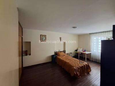 Casa de 5 alcobas en venta en Ciudad Jardin Sur, Bogotá, 646 m² · foto 10 de 16