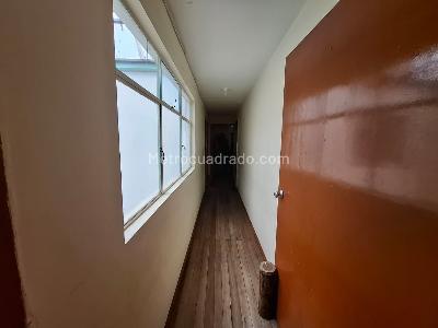 Casa de 5 alcobas en venta en Ciudad Jardin Sur, Bogotá, 646 m² · foto 4 de 16