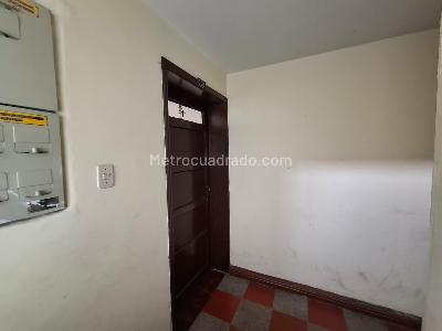 Casa de 5 alcobas en venta en Ciudad Jardin Sur, Bogotá, 646 m² · foto 9 de 16