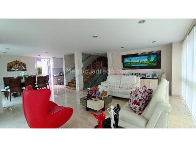 Casa de 4 alcobas en venta en El Vergel, Ibagué, 350 m² · foto 9 de 20