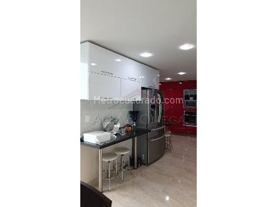 Casa de 4 alcobas en venta en El Vergel, Ibagué, 350 m² · foto 12 de 20