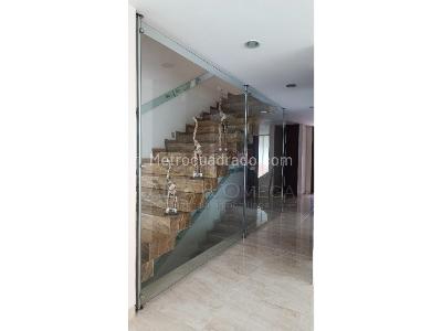 Casa de 4 alcobas en venta en El Vergel, Ibagué, 350 m² · foto 16 de 20