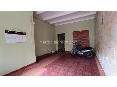 Casa de 5 alcobas en venta en Belen, Ibagué, 175 m² · foto 2 de 9