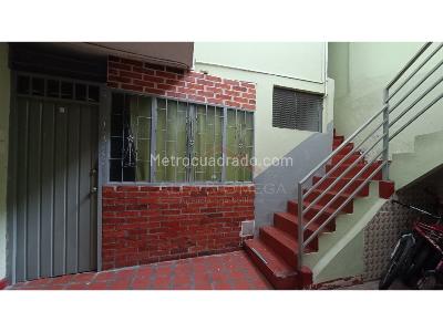 Casa de 5 alcobas en venta en Belen, Ibagué, 175 m² · foto 3 de 9