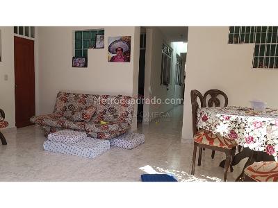 Casa de 5 alcobas en venta en Av, Ibagué, 206 m² · foto 4 de 20