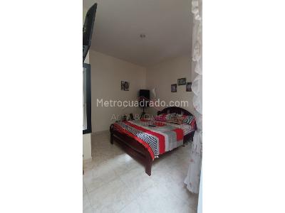Casa de 5 alcobas en venta en Av, Ibagué, 206 m² · foto 8 de 20