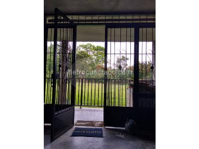Casa de 4 alcobas en venta en El Salado, Ibagué · foto 6 de 20
