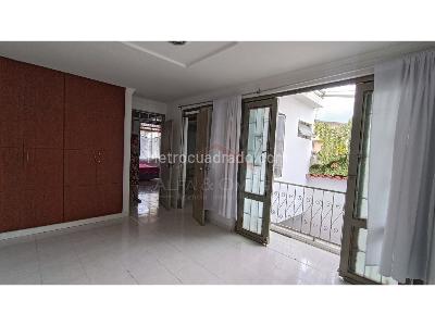 Casa de 4 alcobas en venta en Ciudad Luz, Ibagué, 100 m² · foto 3 de 17