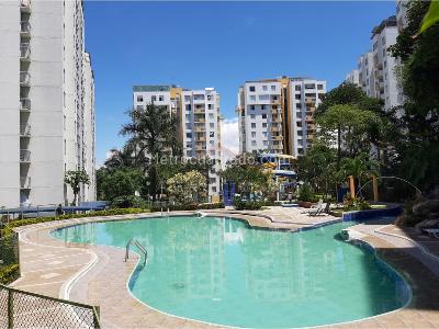 Apartamento de 4 alcobas en venta en Conjunto Yerbabuena, Ibagué, 125 m² · foto 2 de 20