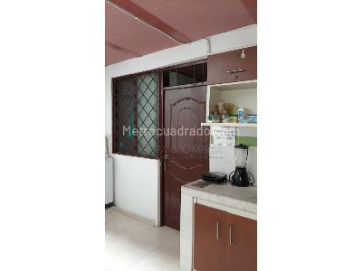 Casa de 5 alcobas en venta en Av, Ibagué, 400 m² · foto 4 de 16