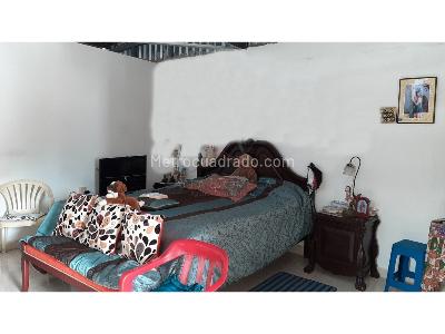 Casa de 5 alcobas en venta en Av, Ibagué, 400 m² · foto 8 de 16