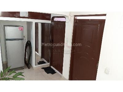 Casa de 5 alcobas en venta en Av, Ibagué, 400 m² · foto 11 de 16