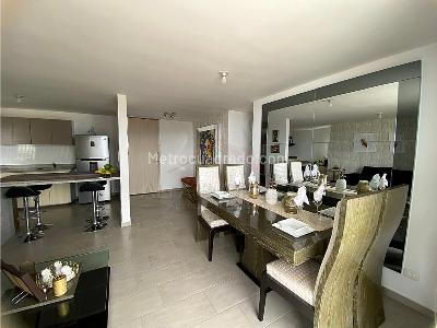 Apartamento de 3 alcobas en venta en Montes Gran Reserva, Ibagué, 92 m² · foto 3 de 20