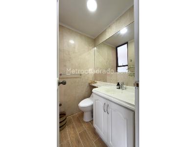 Apartamento de 3 alcobas en venta en La Pola, Ibagué, 226 m² · foto 16 de 20