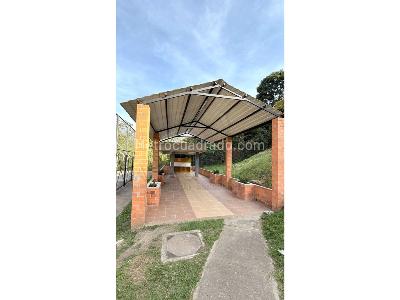 Apartamento de 2 alcobas en venta en Arboleda Campestre, Ibagué, 40 m² · foto 20 de 20