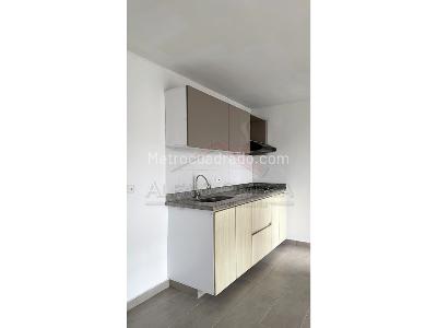 Apartamento de 3 alcobas en venta en Montes Gran Reserva, Ibagué, 92 m² · foto 4 de 20