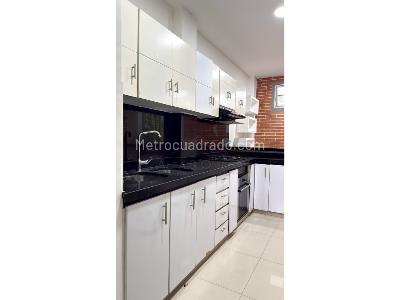 Casa de 3 alcobas en venta en Av, Ibagué, 210 m² · foto 3 de 20