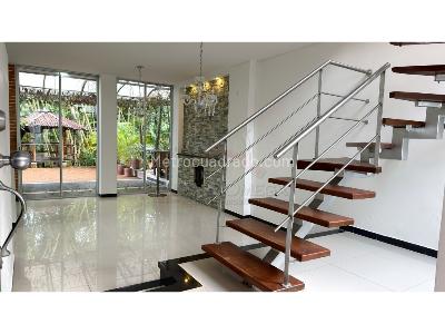 Casa de 3 alcobas en venta en Av, Ibagué, 210 m² · foto 6 de 20