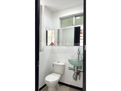 Casa de 3 alcobas en venta en Av, Ibagué, 210 m² · foto 9 de 20