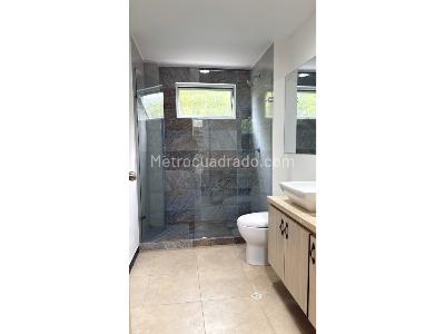 Casa de 3 alcobas en venta en Av, Ibagué, 210 m² · foto 18 de 20