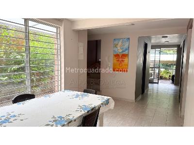 Casa de 5 alcobas en venta en Av, Ibagué, 200 m² · foto 13 de 20
