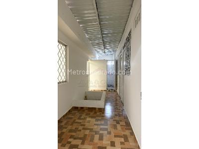 Casa de 5 alcobas en venta en Gaitan, Ibagué, 220 m² · foto 19 de 20