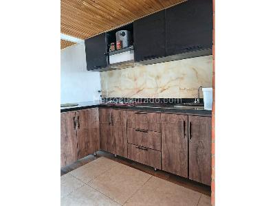 Casa de 5 alcobas en venta en Urbanizacion Villa Camila, Ibagué, 175 m² · foto 5 de 12