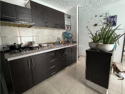 Apartamento de 3 alcobas en venta en El Salado, Ibagué, 60 m² · foto 3 de 6