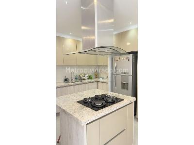 Casa de 4 alcobas en venta en El Vergel, Ibagué, 196 m² · foto 6 de 20