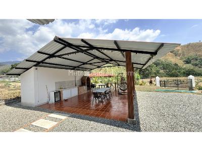 Casa de 4 alcobas en venta en Totumo, Ibagué, 1800 m² · foto 9 de 20