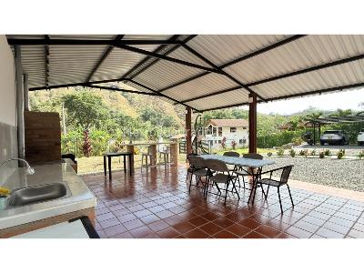 Casa de 4 alcobas en venta en Totumo, Ibagué, 1800 m² · foto 10 de 20