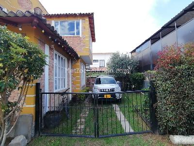 Casa en venta en Canelon, Cajicá · foto 10 de 17